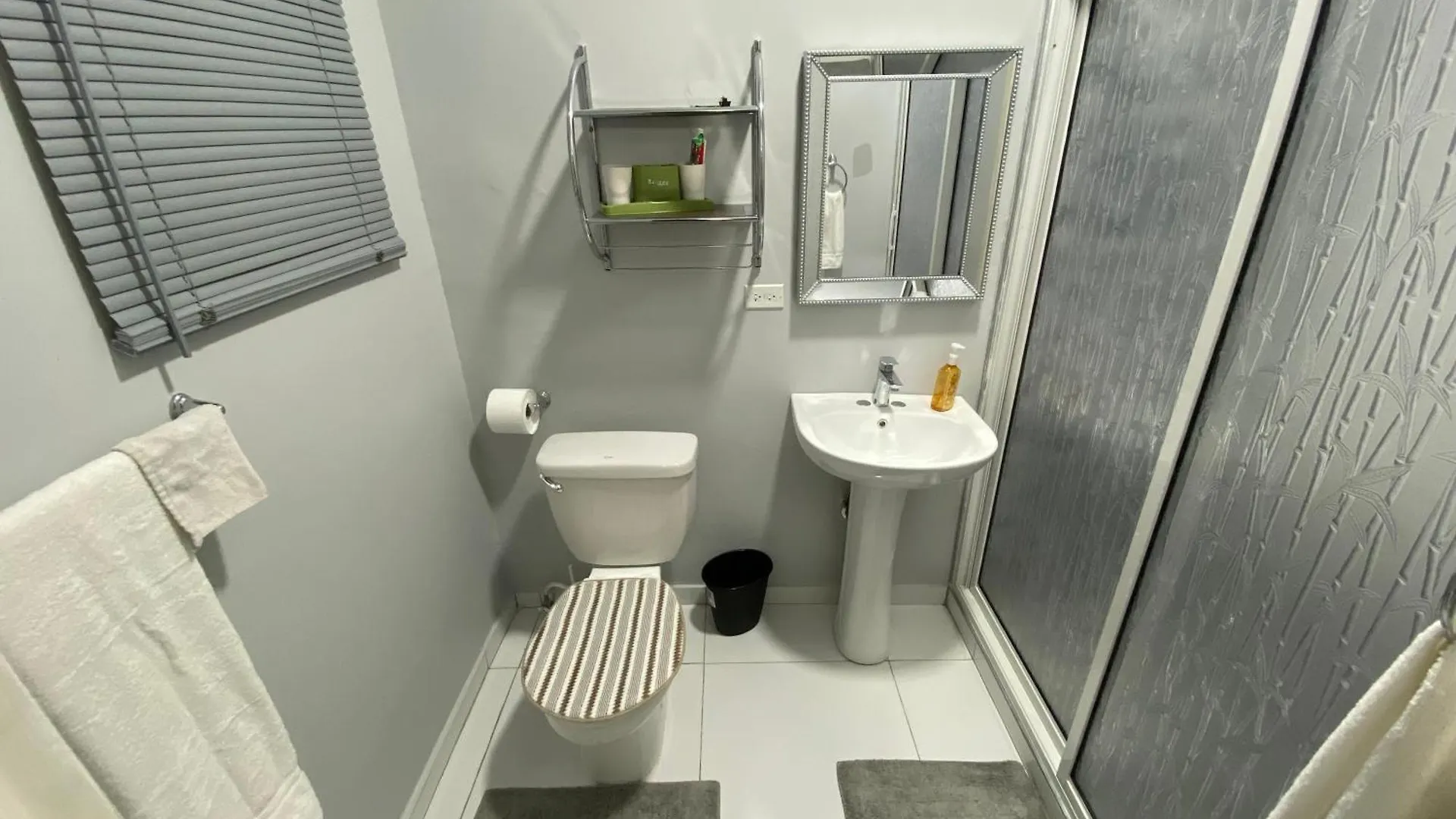 Chrewans Enterprise Ltd Bed & Breakfast Montego Bay
